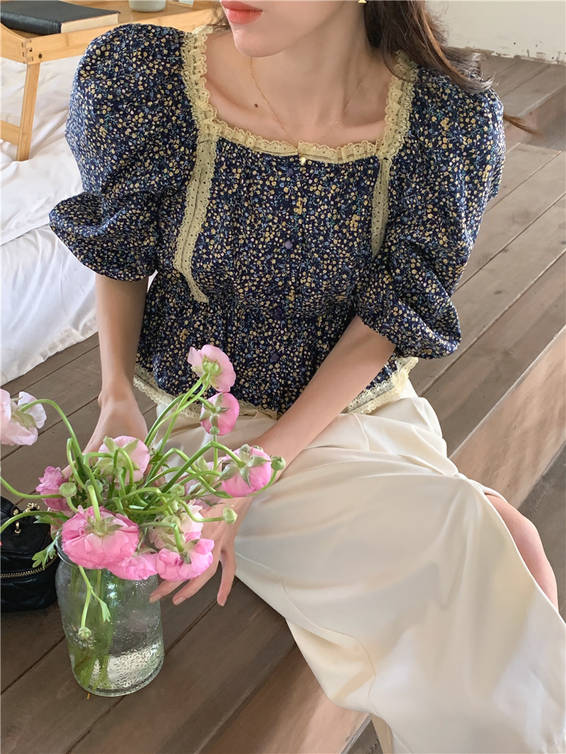 Puff sleeve lace floral splice Korean style shirt