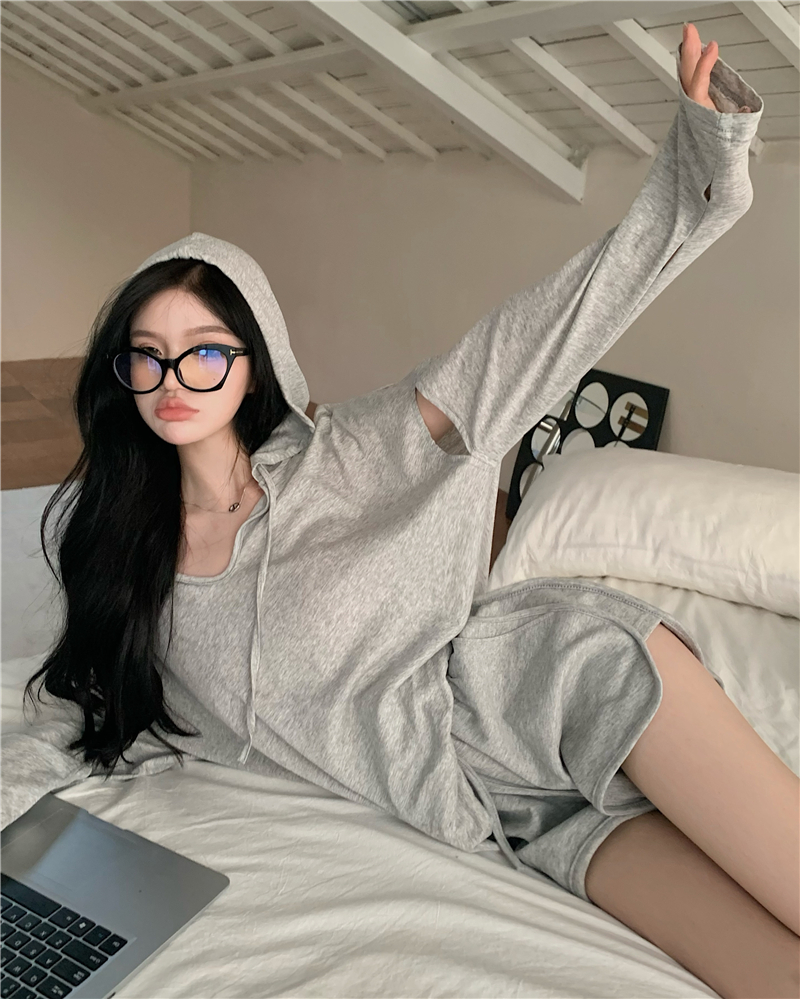 Fashion loose tops hooded embroidery shorts 2pcs set