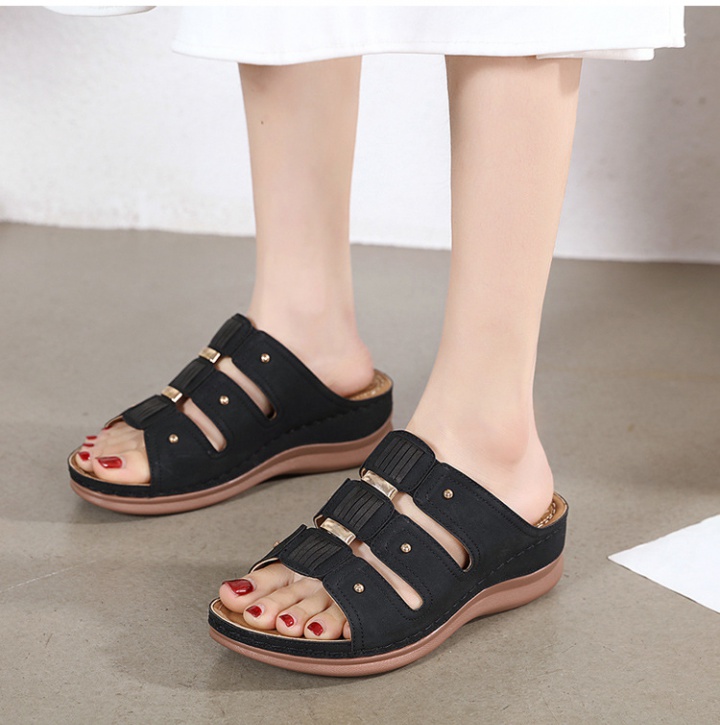 Hollow slipsole sandals Casual slippers for women