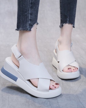 Thick crust trifle slipsole Casual summer buff sandals
