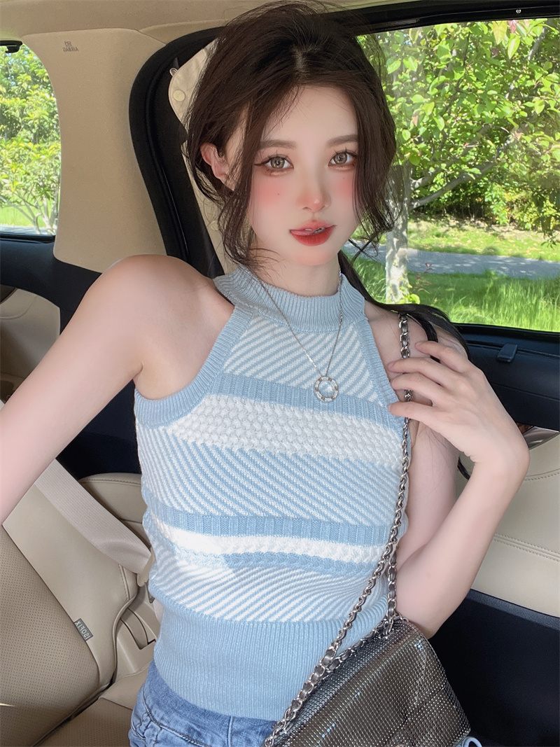 Knitted mixed colors stripe tops slim sleeveless vest
