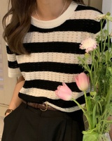 Summer black-white tops knitted thin T-shirt for women