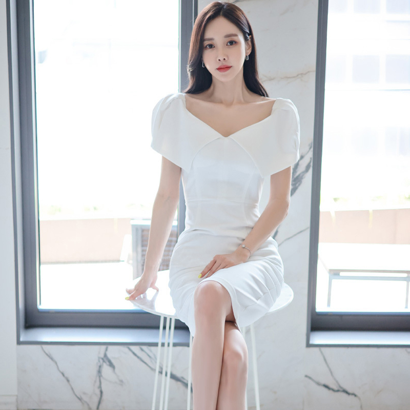 Simple Korean style pure package hip ladies fashion dress