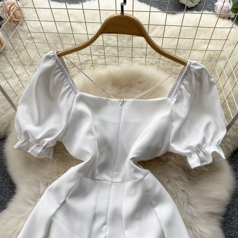 White puff sleeve square collar temperament dress
