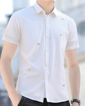 Embroidered Korean style summer fashion shirt for men