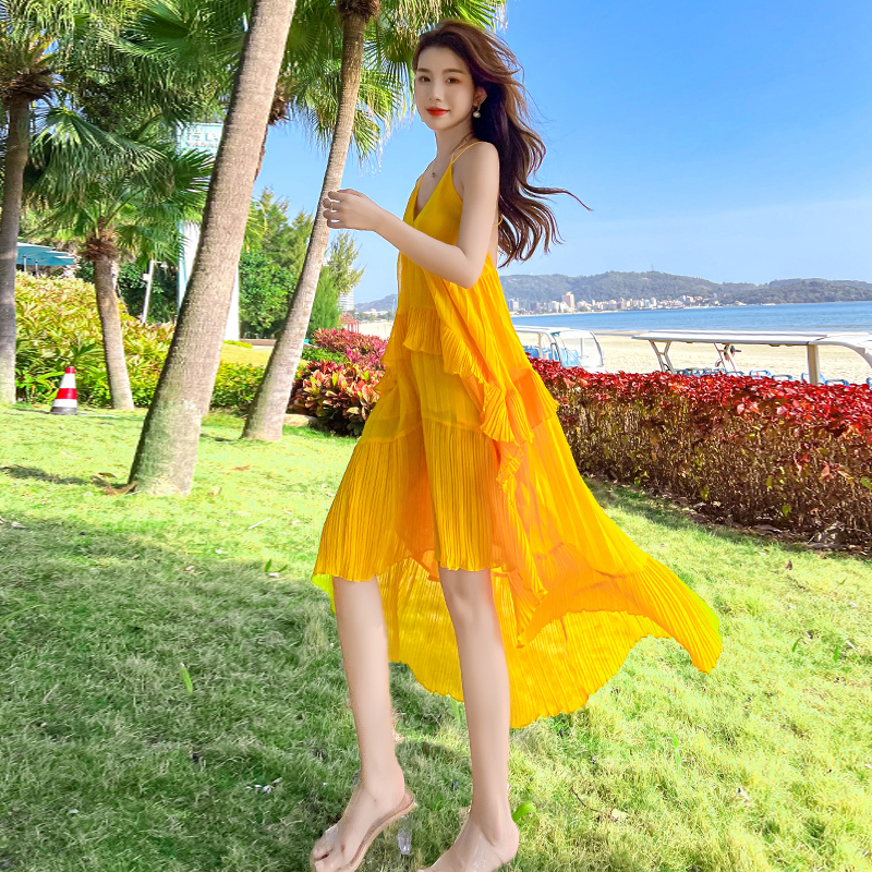 Pleated seaside sling beach dress vacation beautiful dress