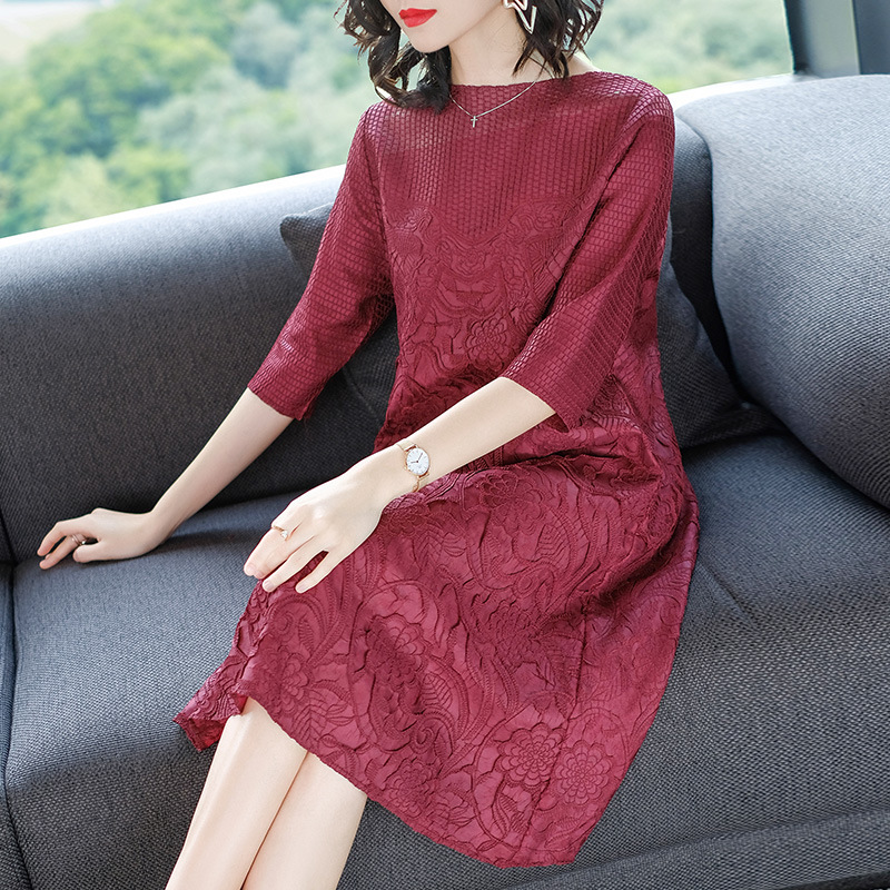 Loose exceed knee middle-aged dress for women
