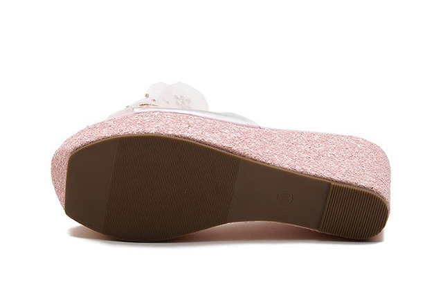 Slipsole fashion trifle wears outside slippers