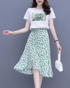 Summer green floral skirt mermaid shirring T-shirt a set