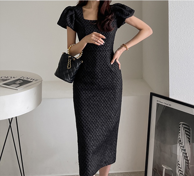 Package hip square collar black dress for women