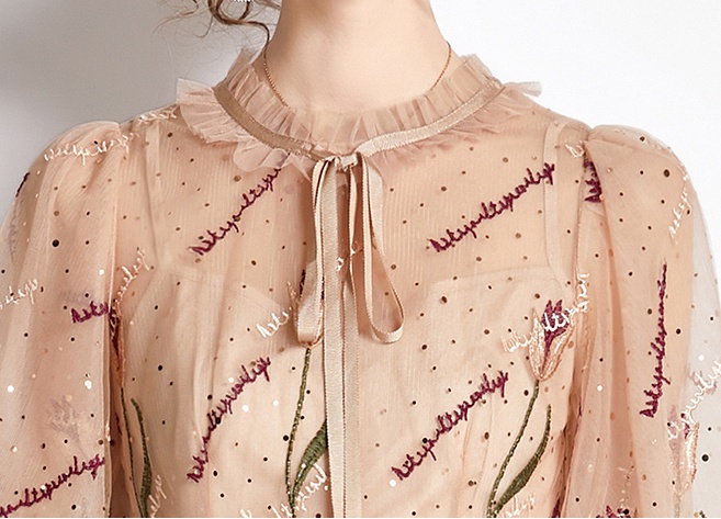 Long temperament frenum round neck embroidery gauze dress