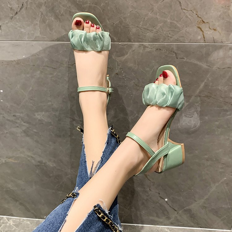 Hasp fashion fish mouth thick Korean style sandals