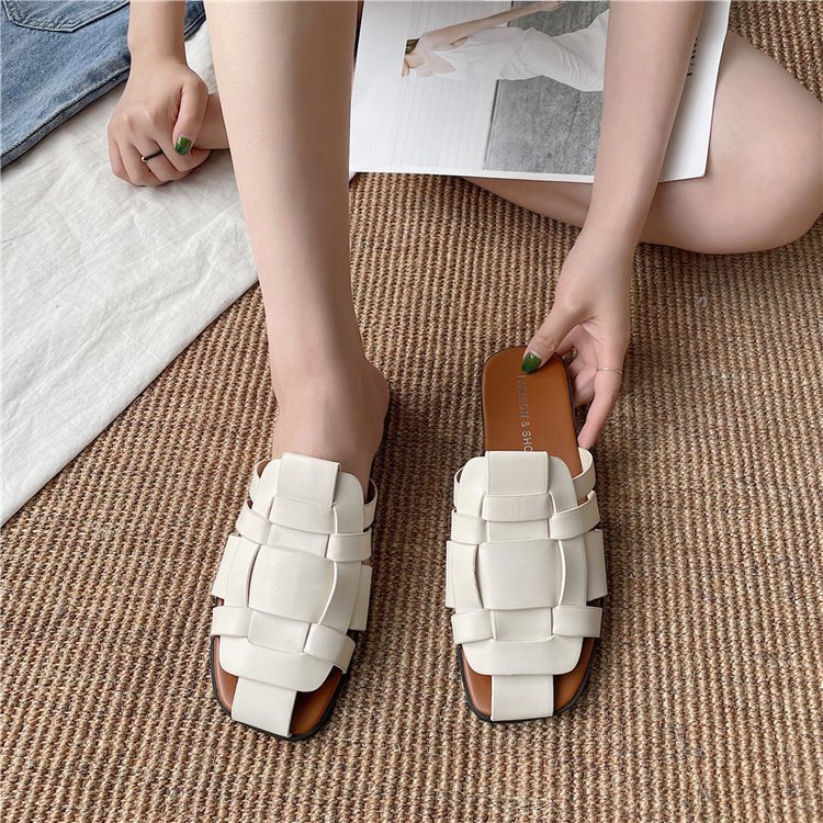 Korean style flat summer wears outside slippers