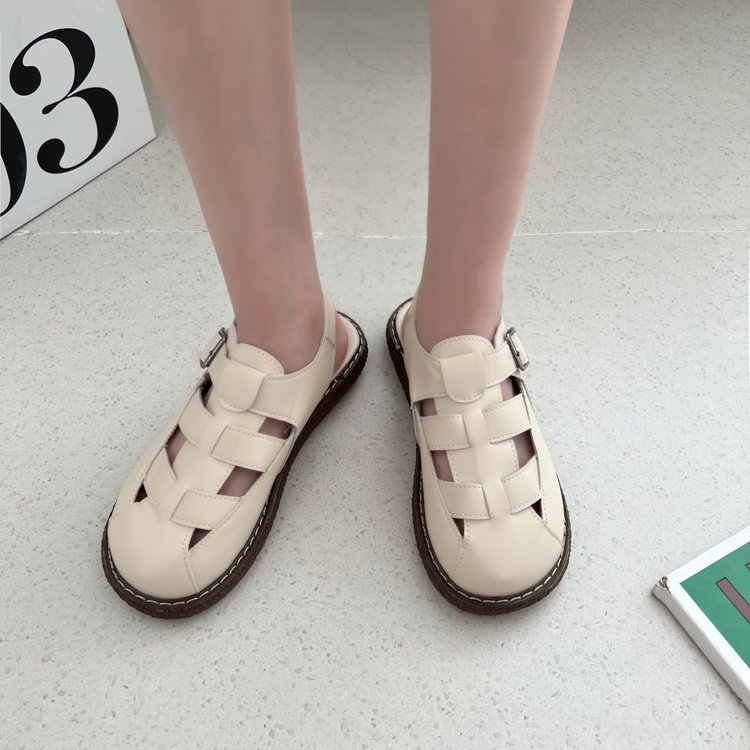Thick crust hasp shoes Korean style summer sandals for women