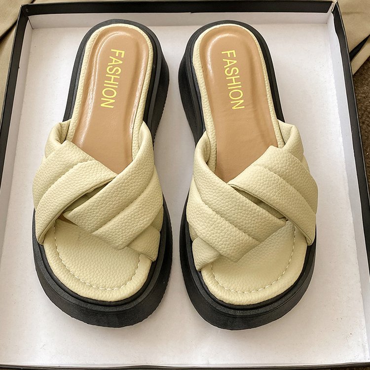 Thick crust summer Korean style slippers for women