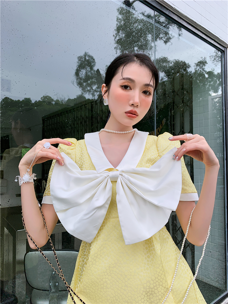 Yellow summer T-back puff sleeve France style dress for women