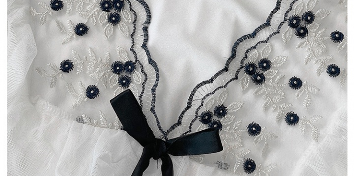 V-neck court style gauze lovely summer lace pajamas 2pcs set