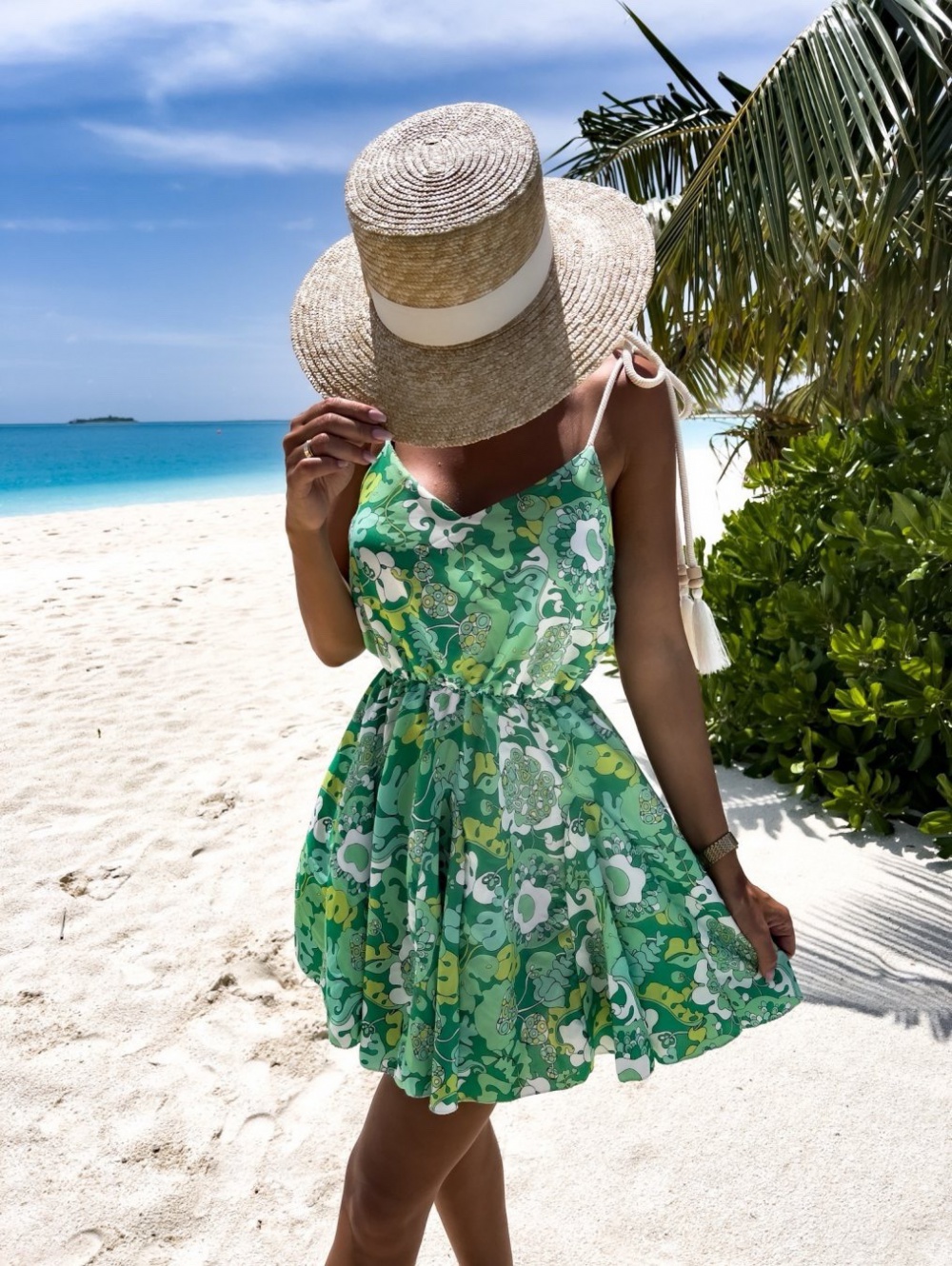 Summer big skirt printing V-neck sling European style dress
