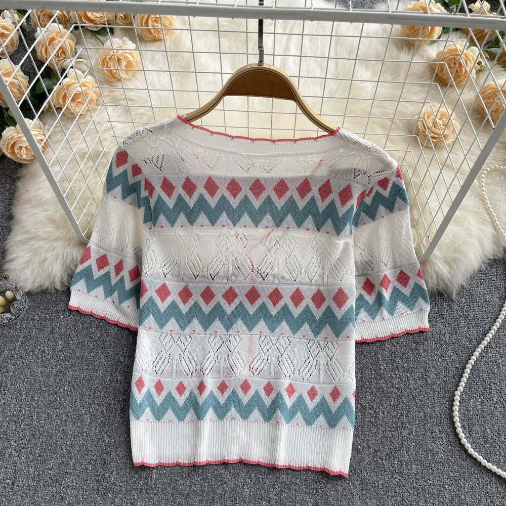 Temperament V-neck slim sweater short all-match tops
