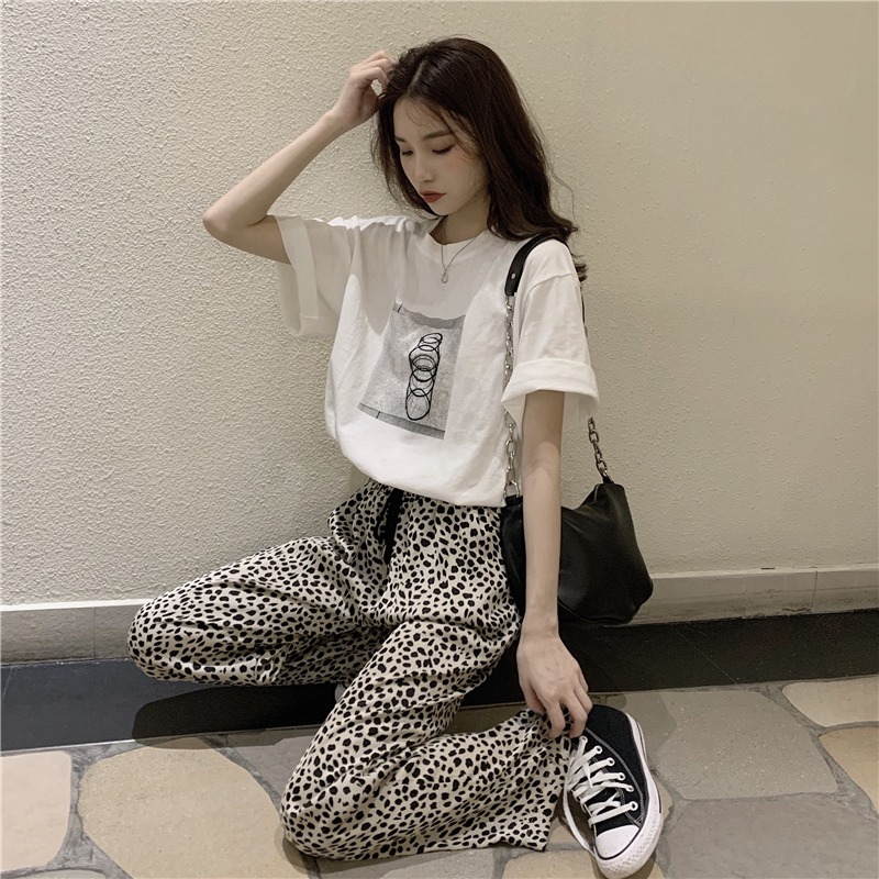 All-match loose white printing T-shirt
