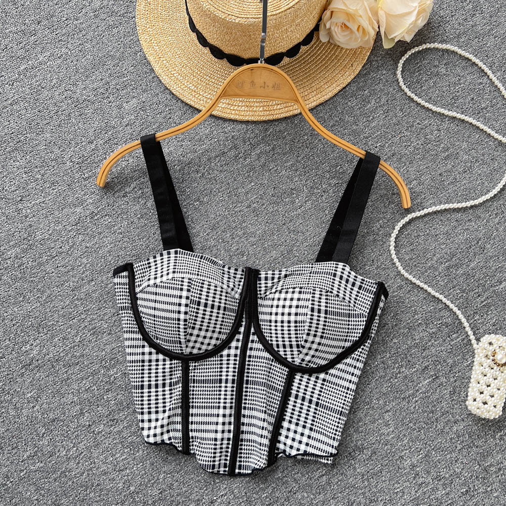 Sexy summer tops wears outside navel vest for women
