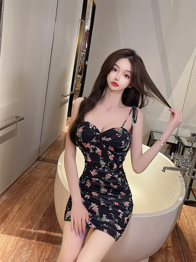 Fold floral slim sexy spicegirl dress