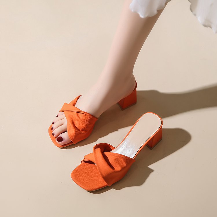 Summer fashion middle-heel slippers for women