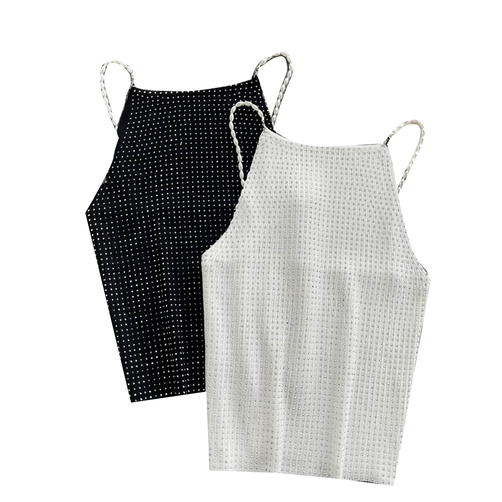 Short sling tops wears outside inside the ride vest for women