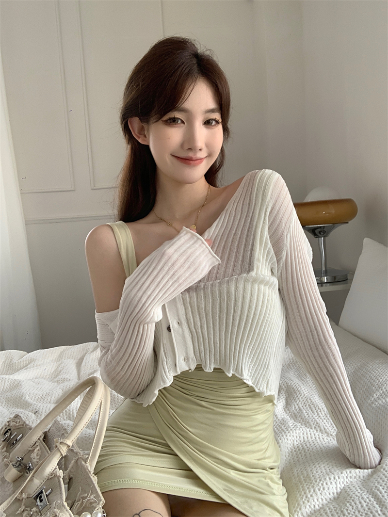 Unique long sleeve sunscreen cardigan slim knitted smock for women