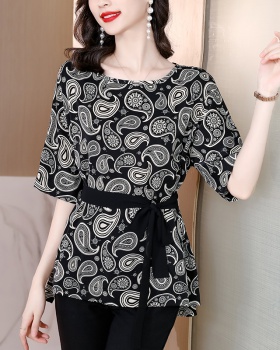 Real silk small shirt Cover belly shirt for women