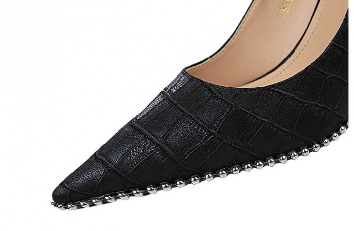 Retro European style stilettos rivet shoes for women