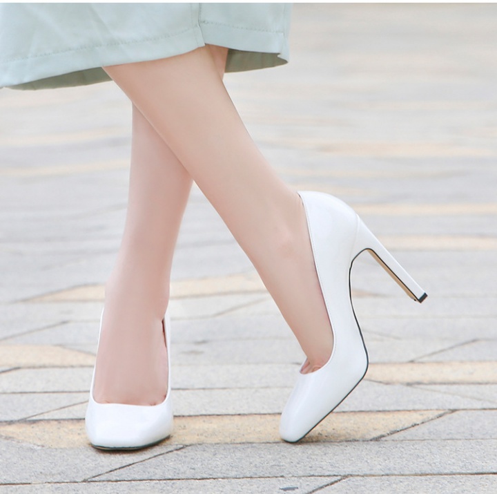 Korean style fashion formal dress low red footware for women