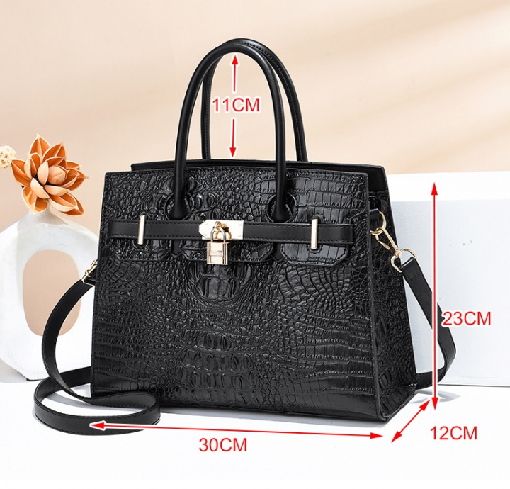 Fashion Casual handbag high capacity shoulder messenger bag
