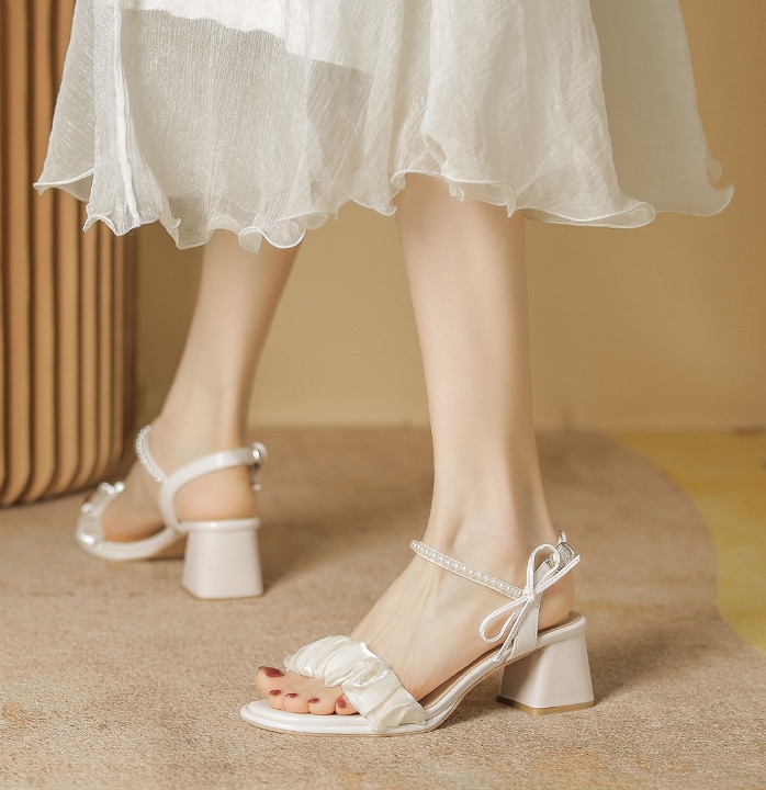 High-heeled cingulate lady pearl summer thick bow sandals