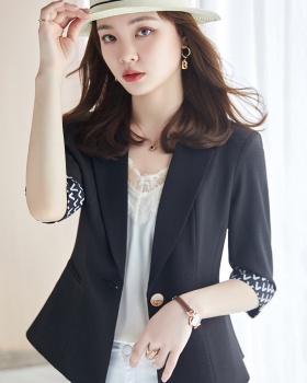 Fashion and elegant business suit short sleeve coat
