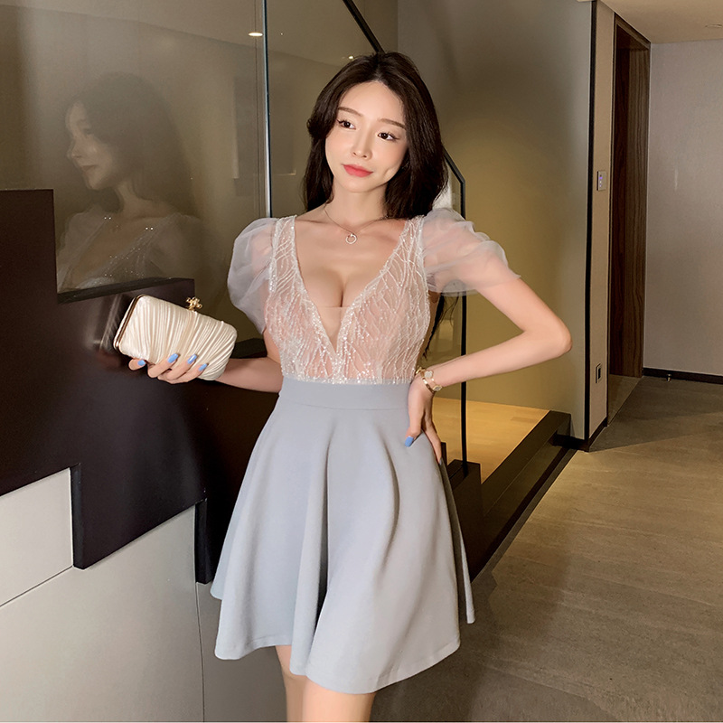 V-neck puff sleeve dress perspective T-back for women