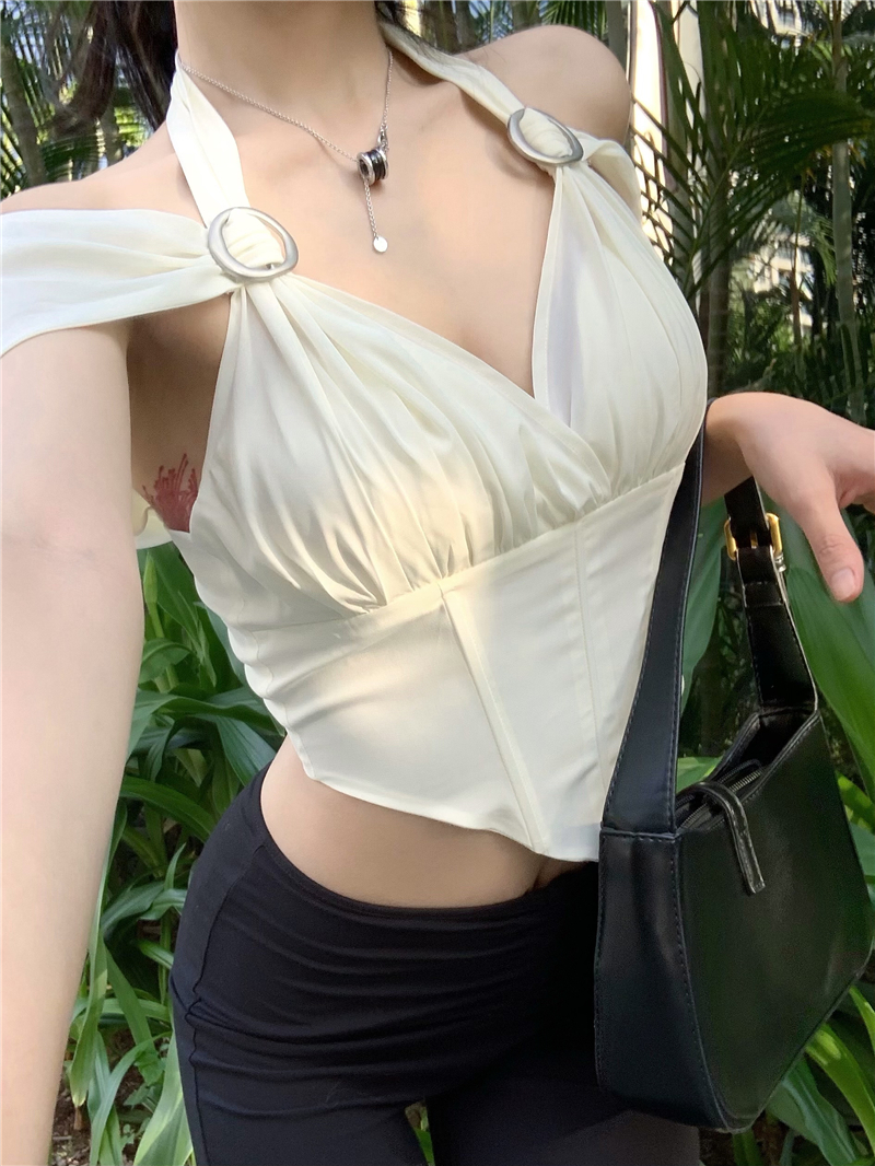 Short summer sling white wears outside vest for women