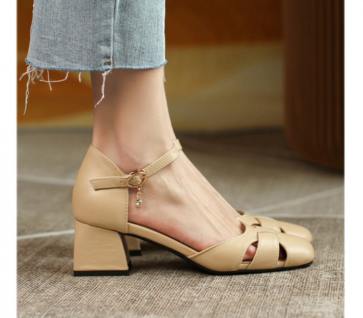 Summer hollow thick sandals large yard rome shoes for women