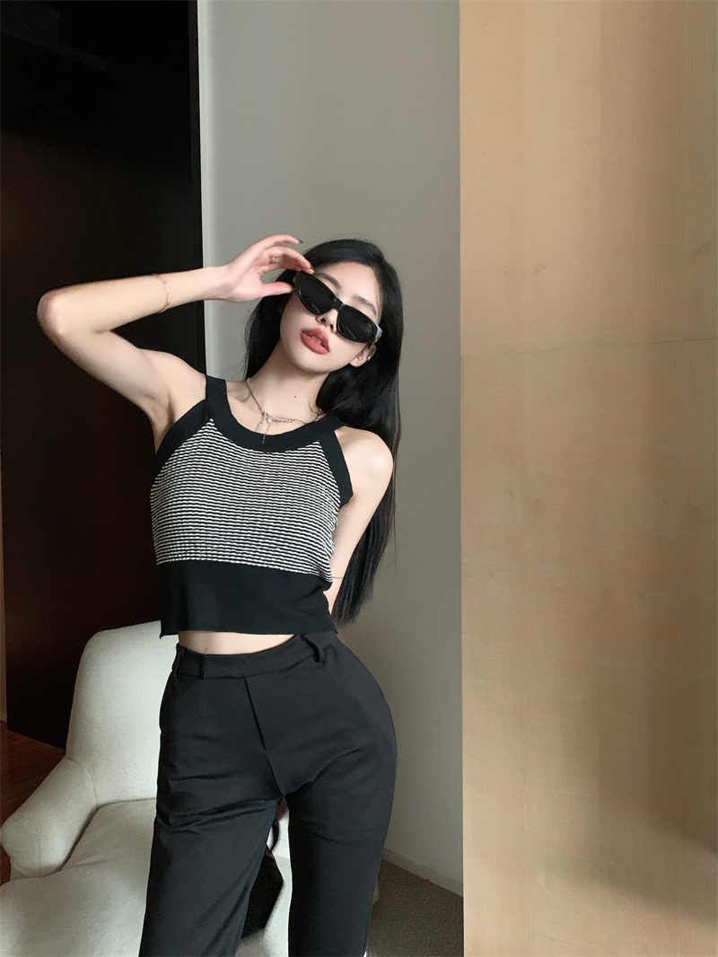 Pinched waist sling tops fashion and elegant knitted vest