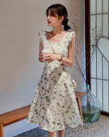 Summer colors floral refreshing pinched waist green dress