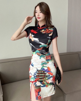 Tender Chinese style cheongsam fashion dress