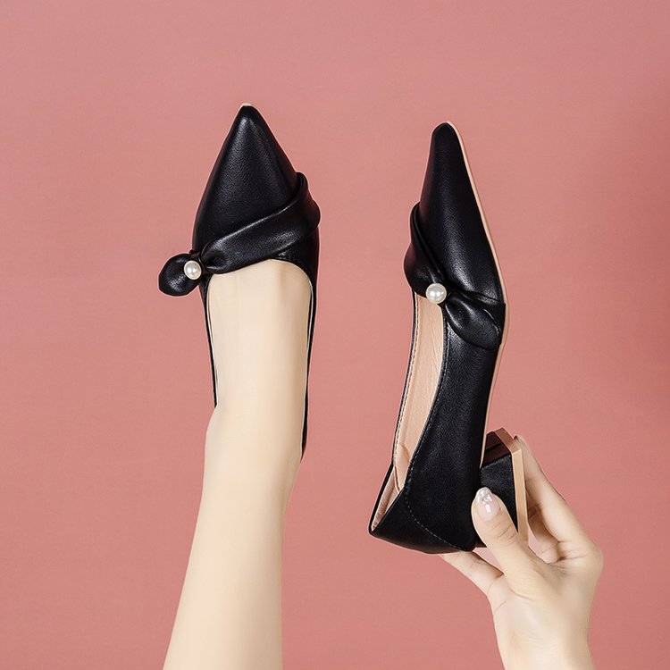 Low Korean style shoes pointed peas shoes for women