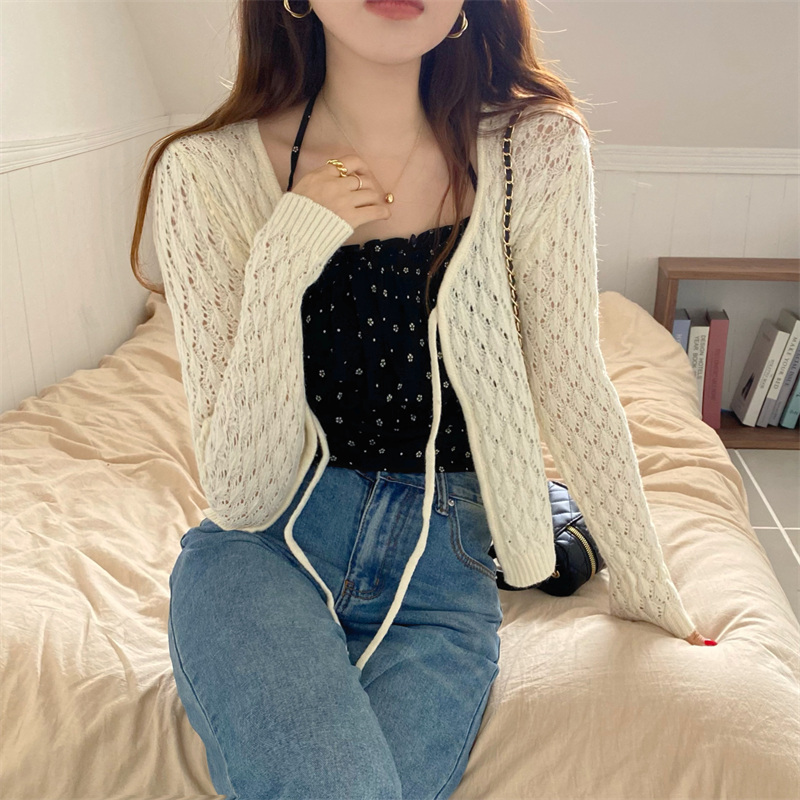 Hollow V-neck cardigan knitted frenum coat for women