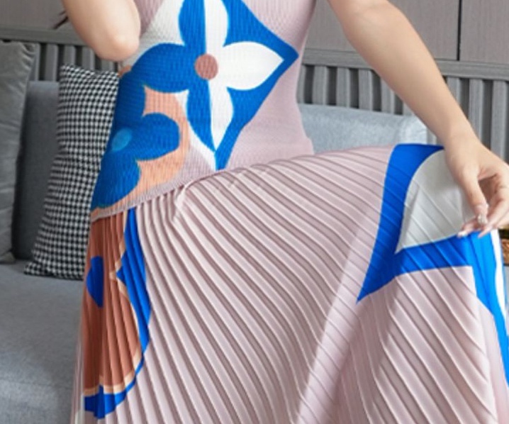Lined Pleats Please quality flower color skirt a set
