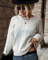 Long sleeve autumn and winter sweater for women