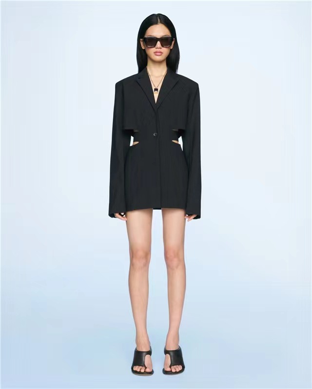 A buckle slim dress party hollow business suit