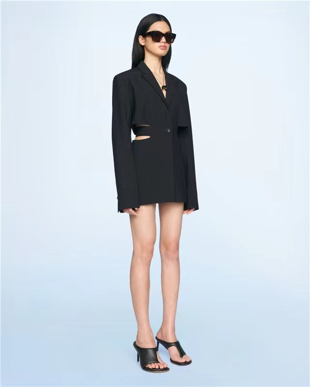 A buckle slim dress party hollow business suit