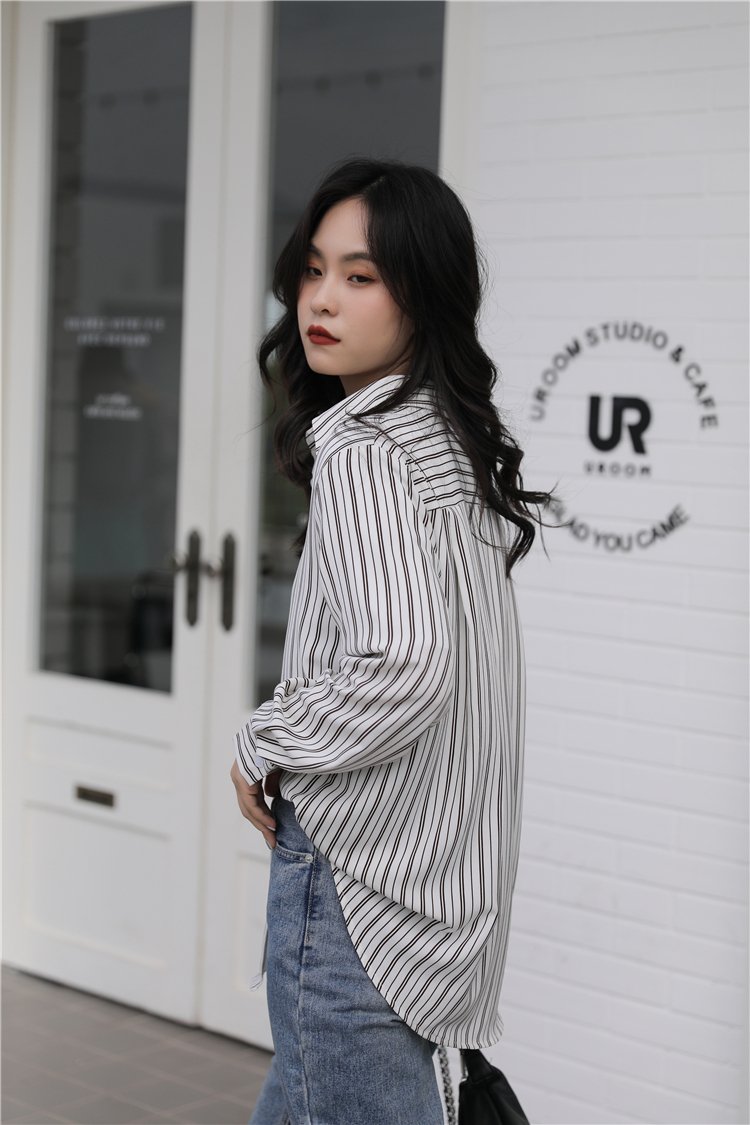 Lapel loose autumn stripe long sleeve shirt for women