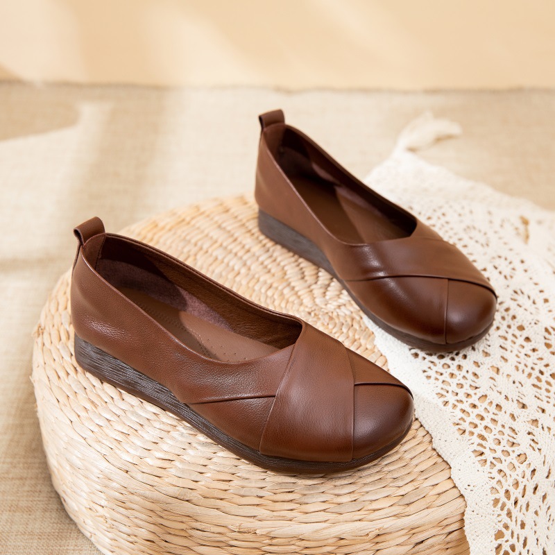 Middle-aged loafers spring and autumn shoes for women