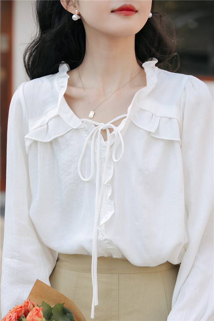 Wood ear long sleeve chiffon V-neck pullover shirt for women